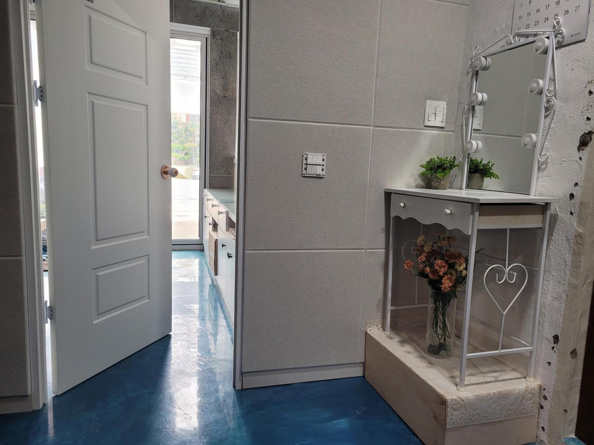 Готель Jeju Vision House Екстер'єр фото