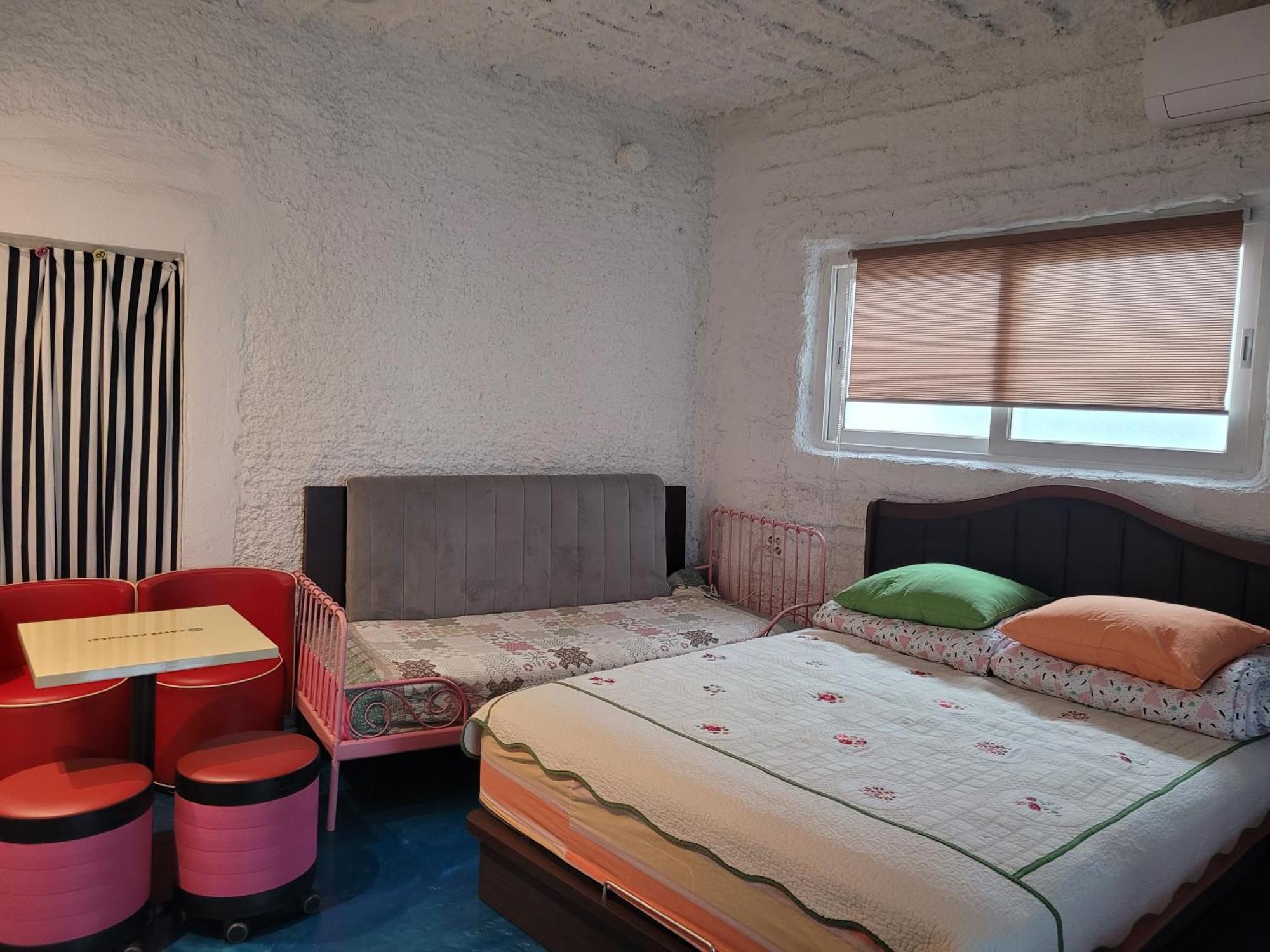 Готель Jeju Vision House Екстер'єр фото